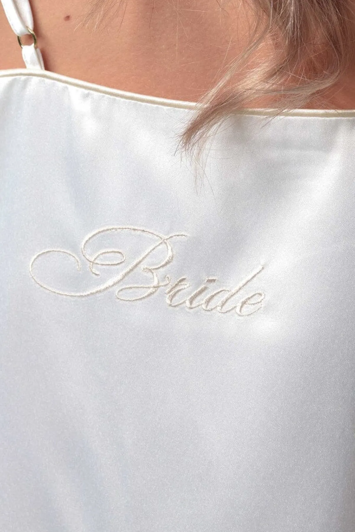 Satin-Nachthemd mit "Bride"-Schriftzug>Poirier New