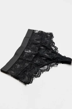 Schwarzer Spitzen-String im High-Waist-Look><noscript><img width=