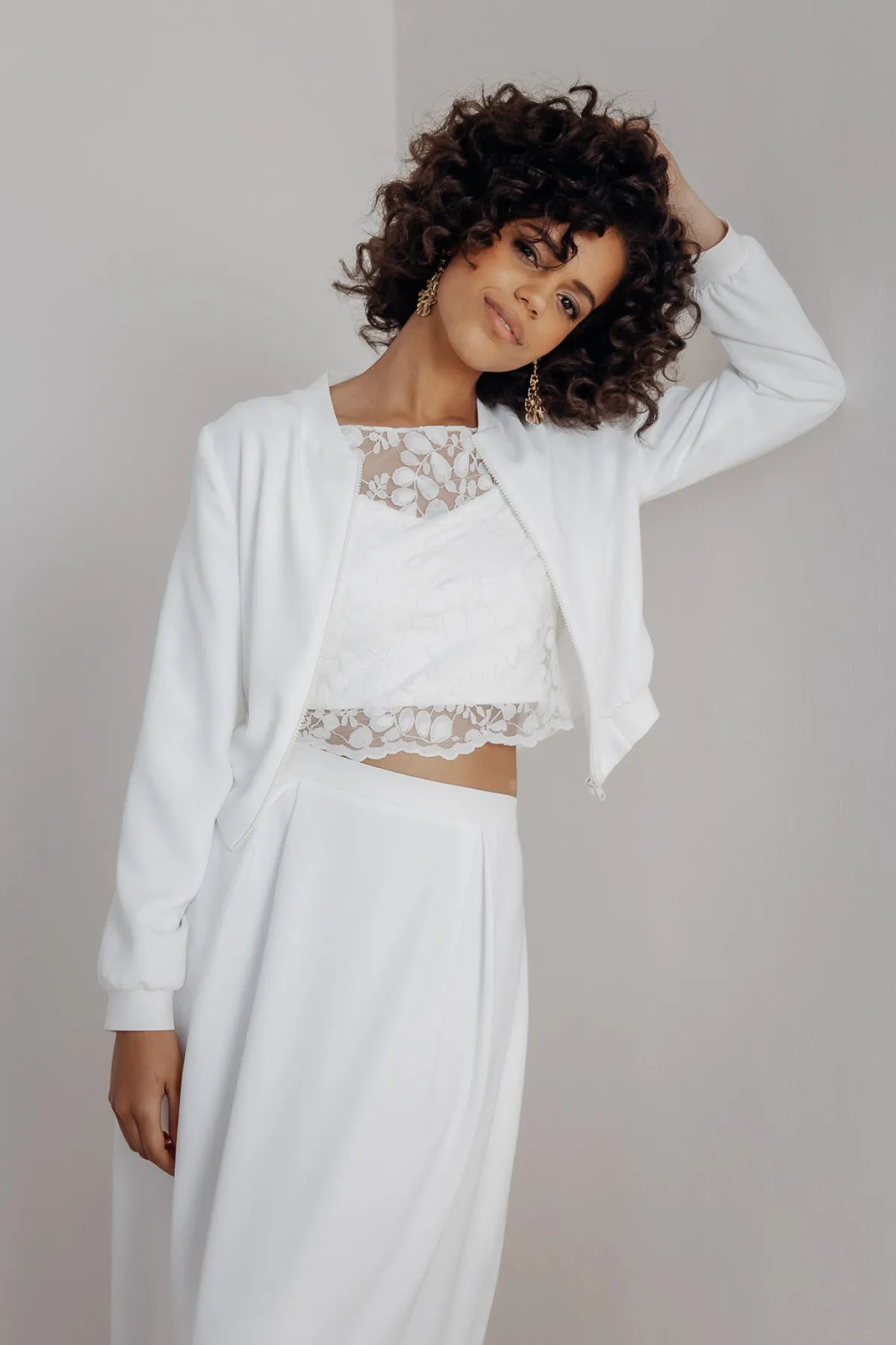 Showroom Only: Braut Bomberjacke in Ivory – Majla uni>noni Sale