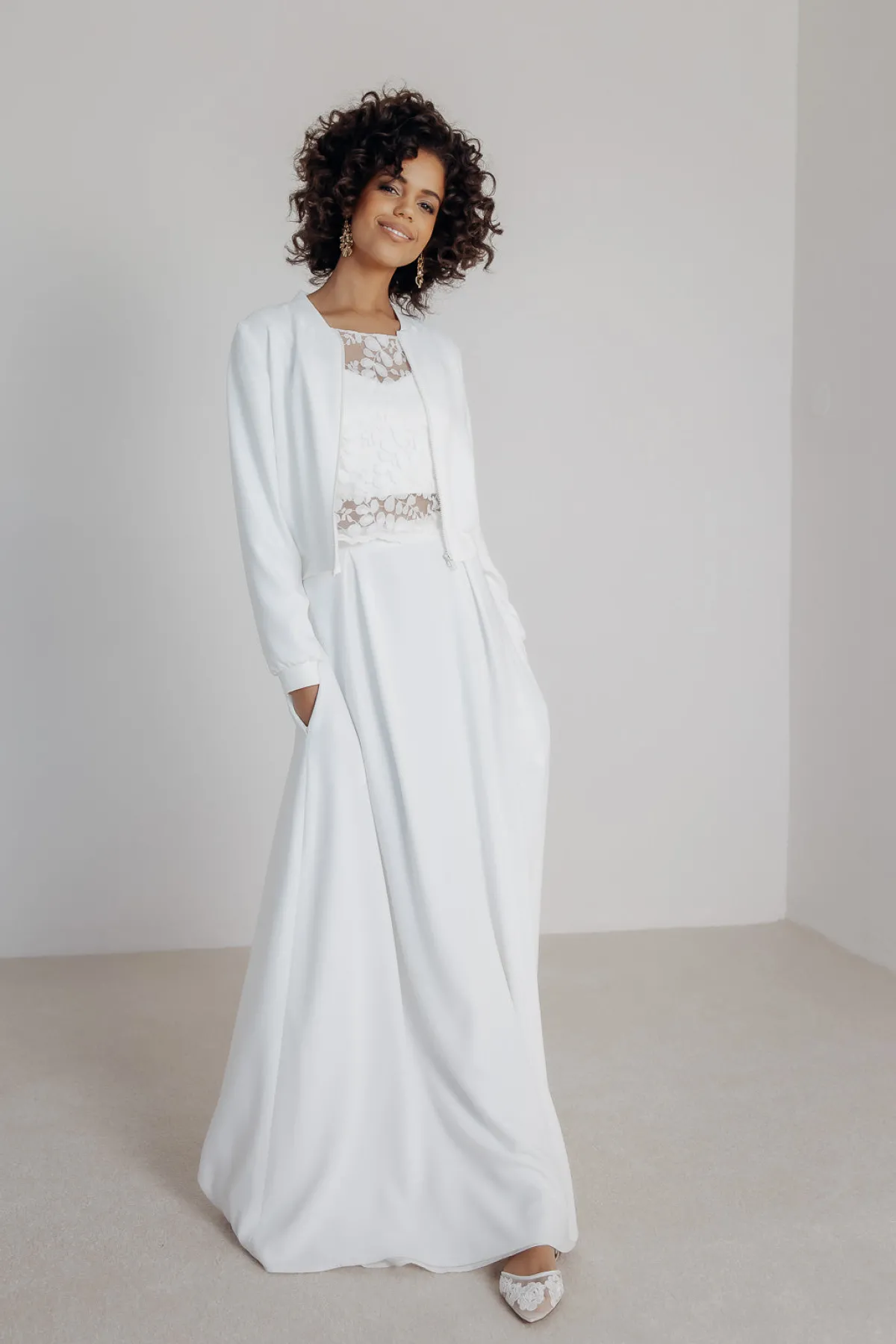 Showroom Only: Braut Bomberjacke in Ivory – Majla uni>noni Sale