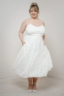 Showroom Only: Braut Rock – Liza Midi Curvy Selected><noscript><img width=