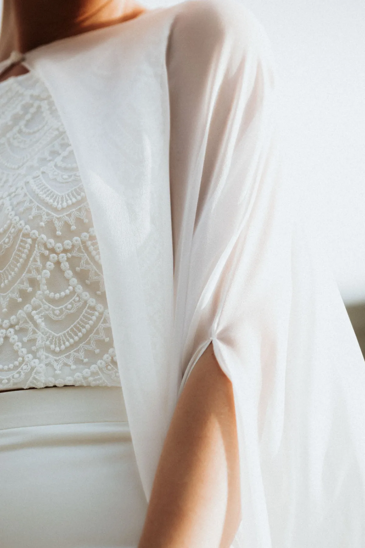 Showroom Only: Chiffon Braut Cape – Philia Selected>noni Hot