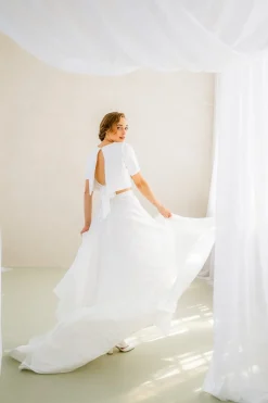 Showroom Only: Crêpe Braut Top – Amariel Selected><noscript><img width=