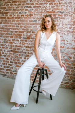 Showroom Only: Weste in Ivory – Nyra Selected><noscript><img width=