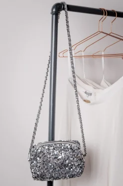 Silberne Handtasche mit Pailletten –>Abro