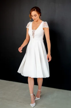 Standesamt-Brautkleid mit Rückendetail – Nelie noni One><noscript><img width=