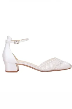 Verzierte Brautschuhe – London Ivory Lace | The><noscript><img width=