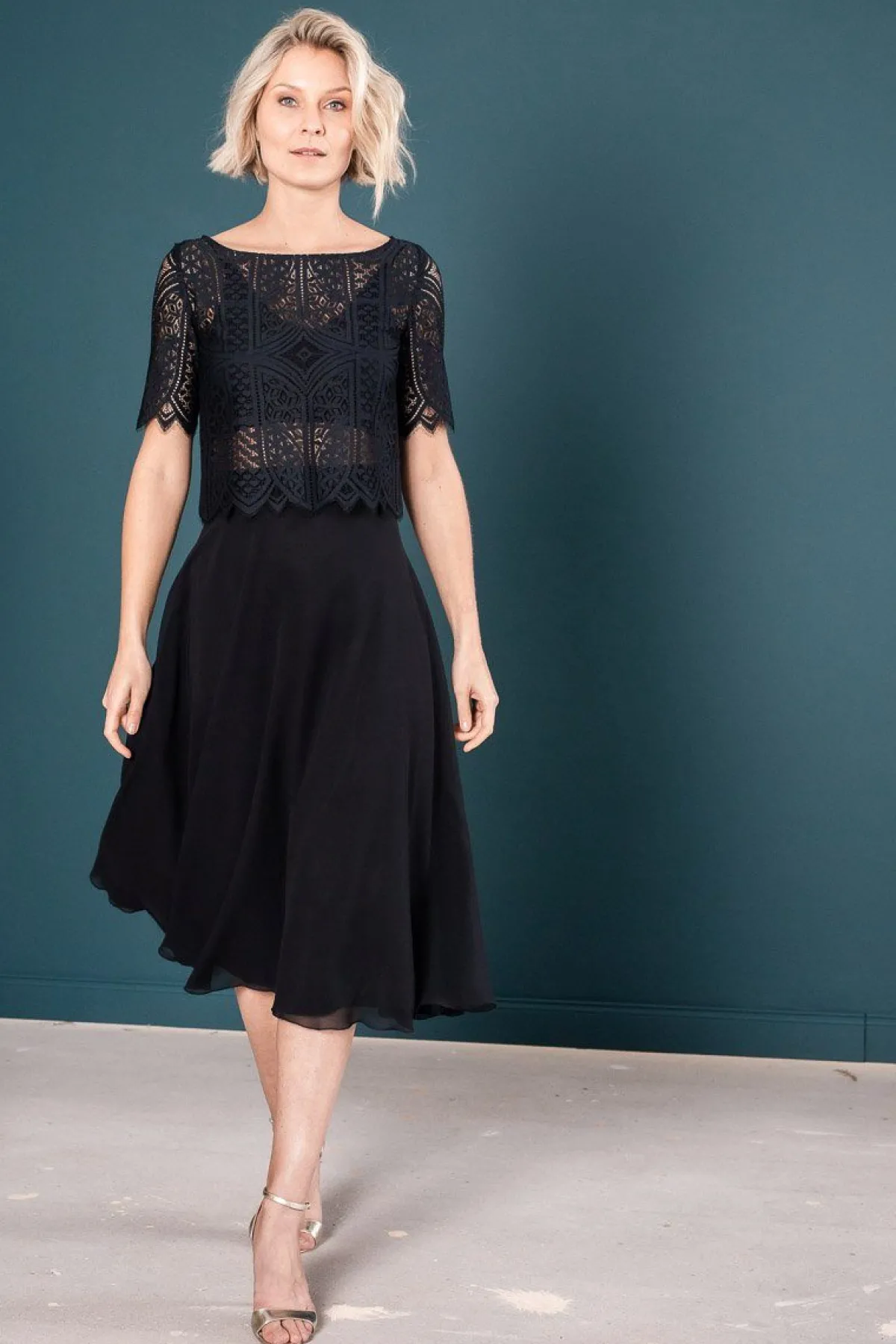 Wadenlanger Chiffonrock in Schwarz – Emmi Black>noni Online