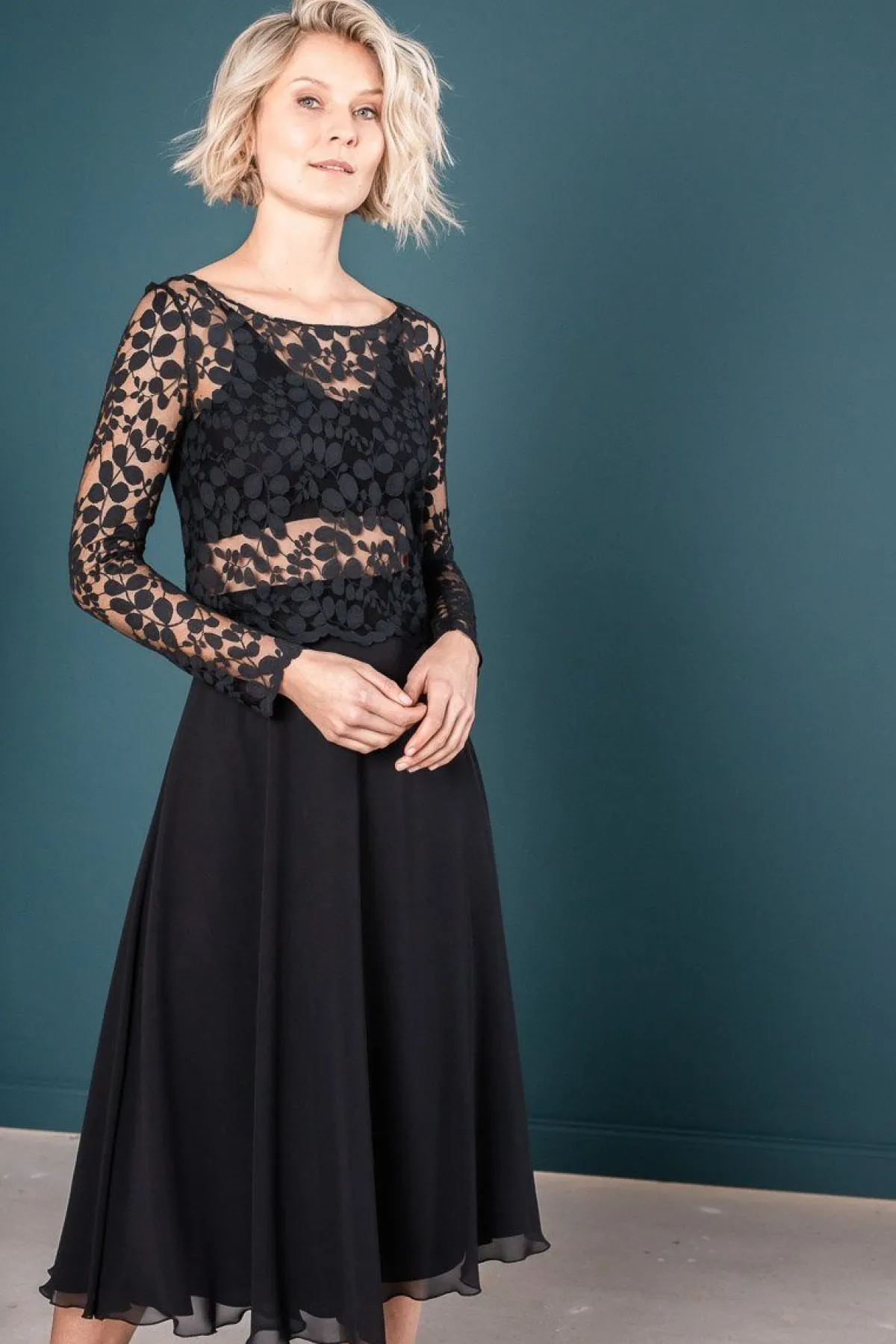 Wadenlanger Chiffonrock in Schwarz – Emmi Black>noni Online