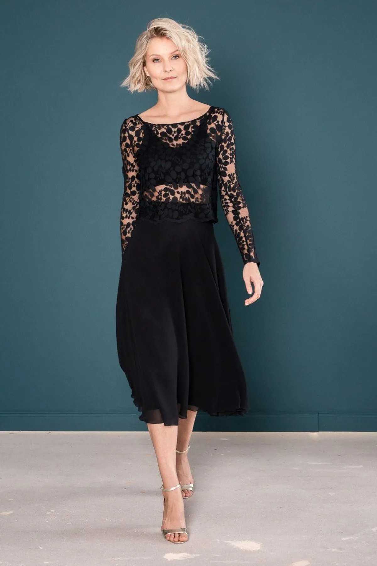 Wadenlanger Chiffonrock in Schwarz – Emmi Black>noni Online