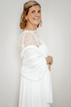 Weiche Braut Stola in Ivory><noscript><img width=